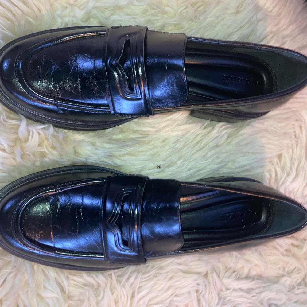 Women’s Black Classic Loafer